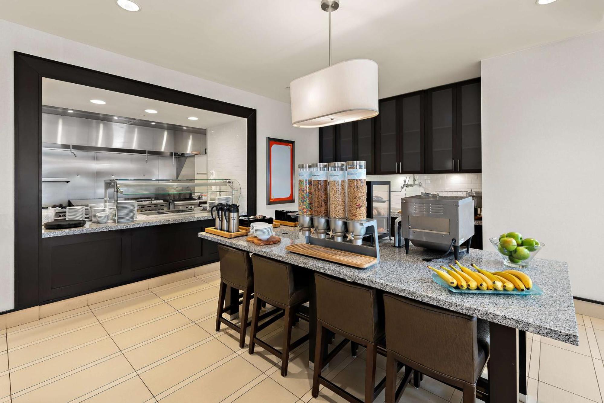 Hilton Garden Inn Финдли Экстерьер фото