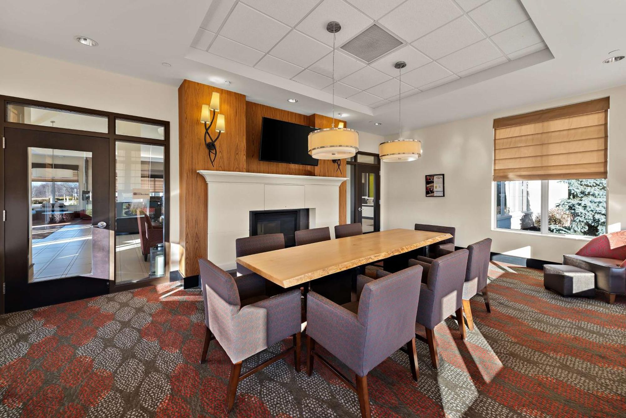 Hilton Garden Inn Финдли Экстерьер фото
