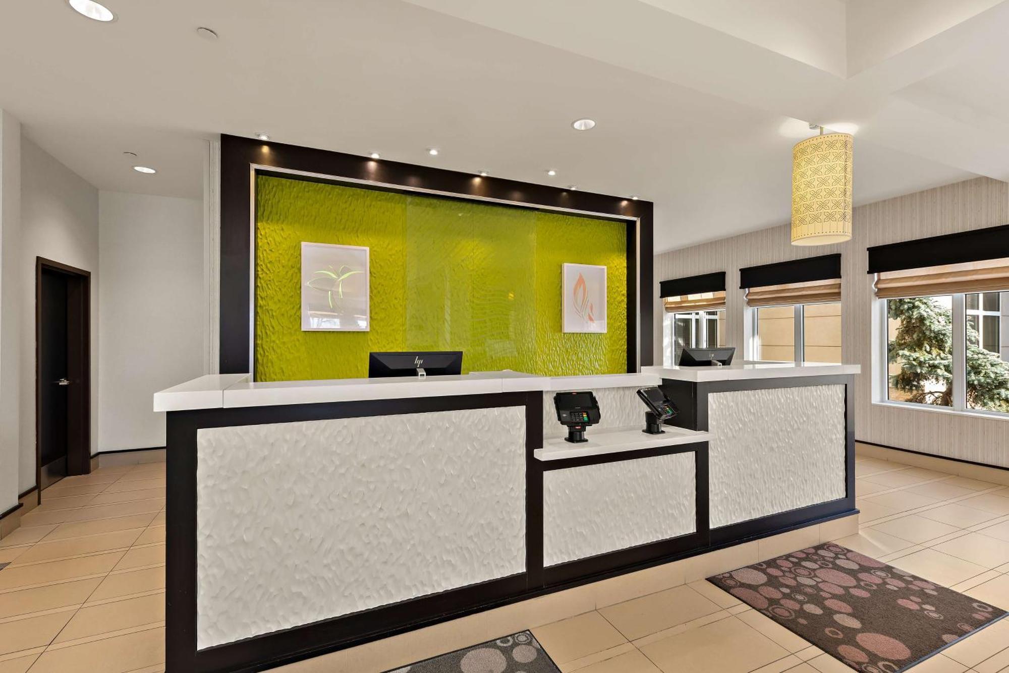 Hilton Garden Inn Финдли Экстерьер фото