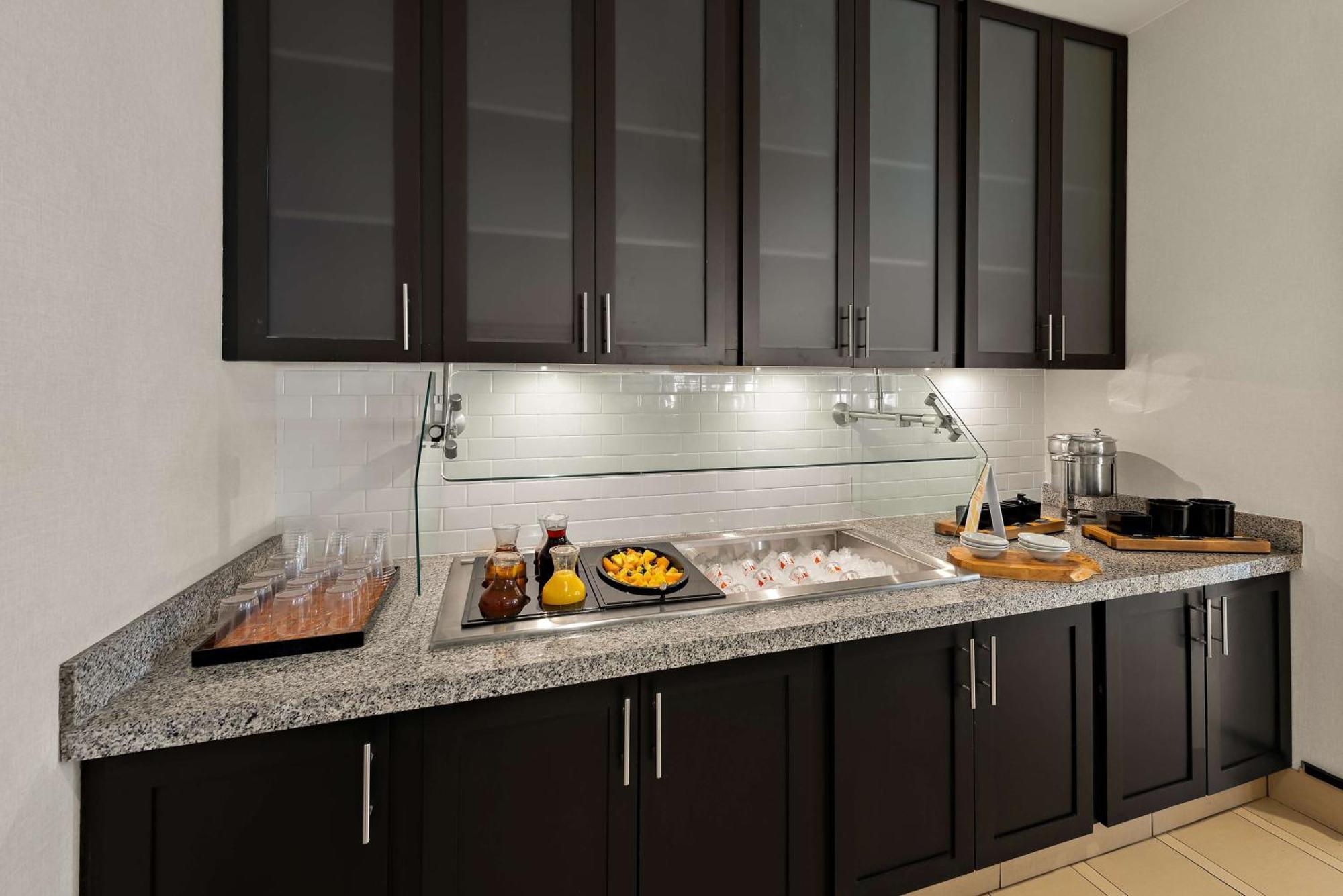 Hilton Garden Inn Финдли Экстерьер фото