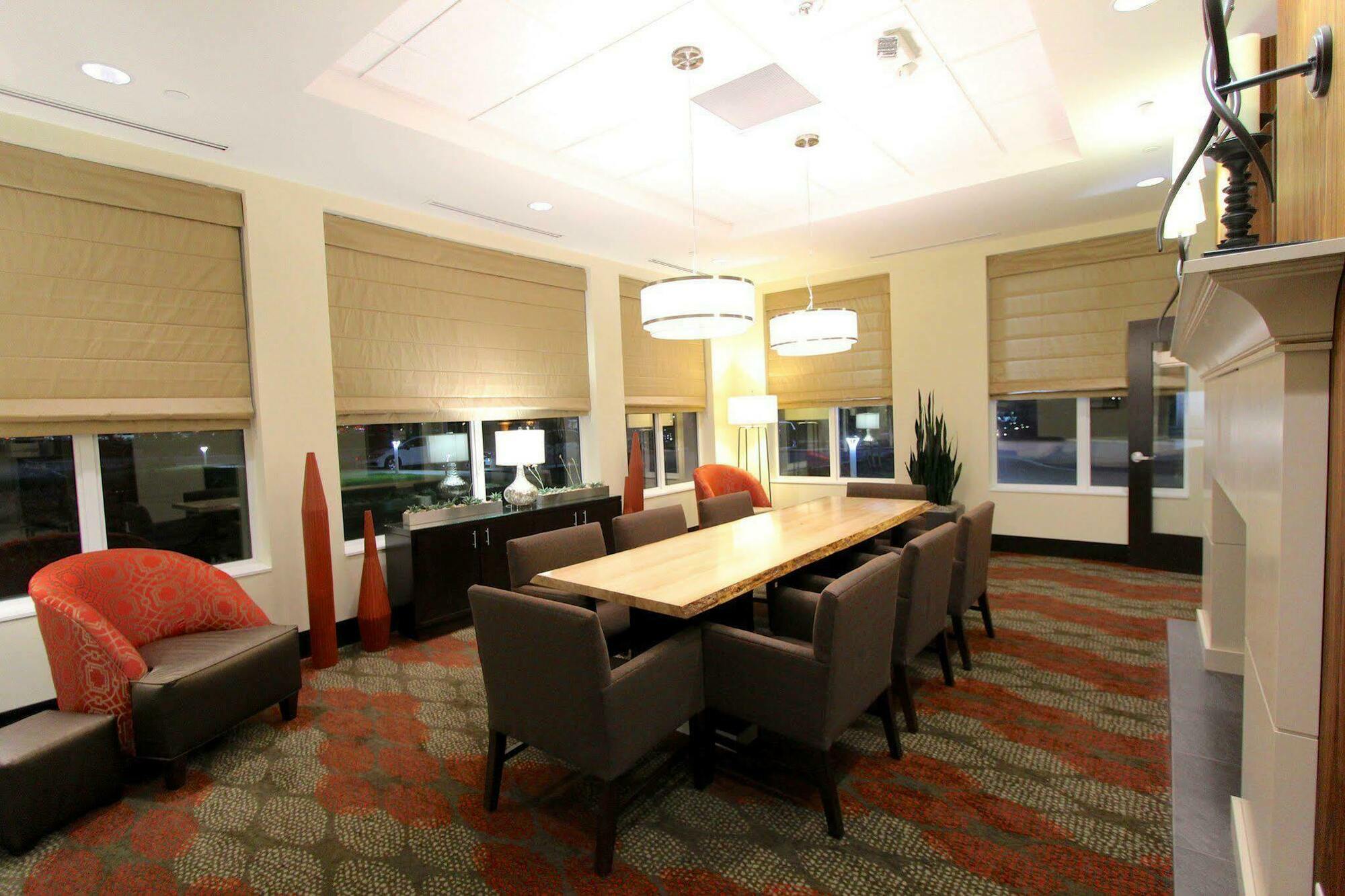 Hilton Garden Inn Финдли Экстерьер фото